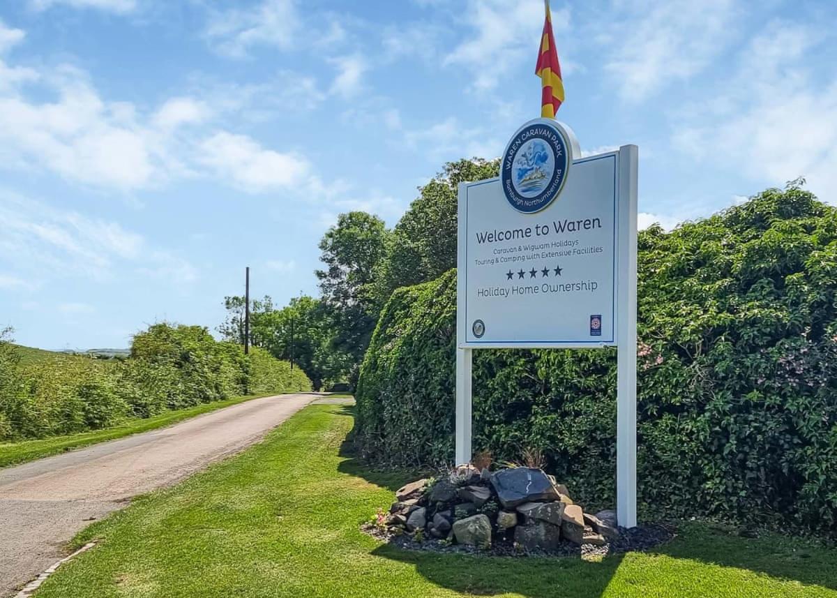 Waren Caravan Park Bamburgh Exterior foto